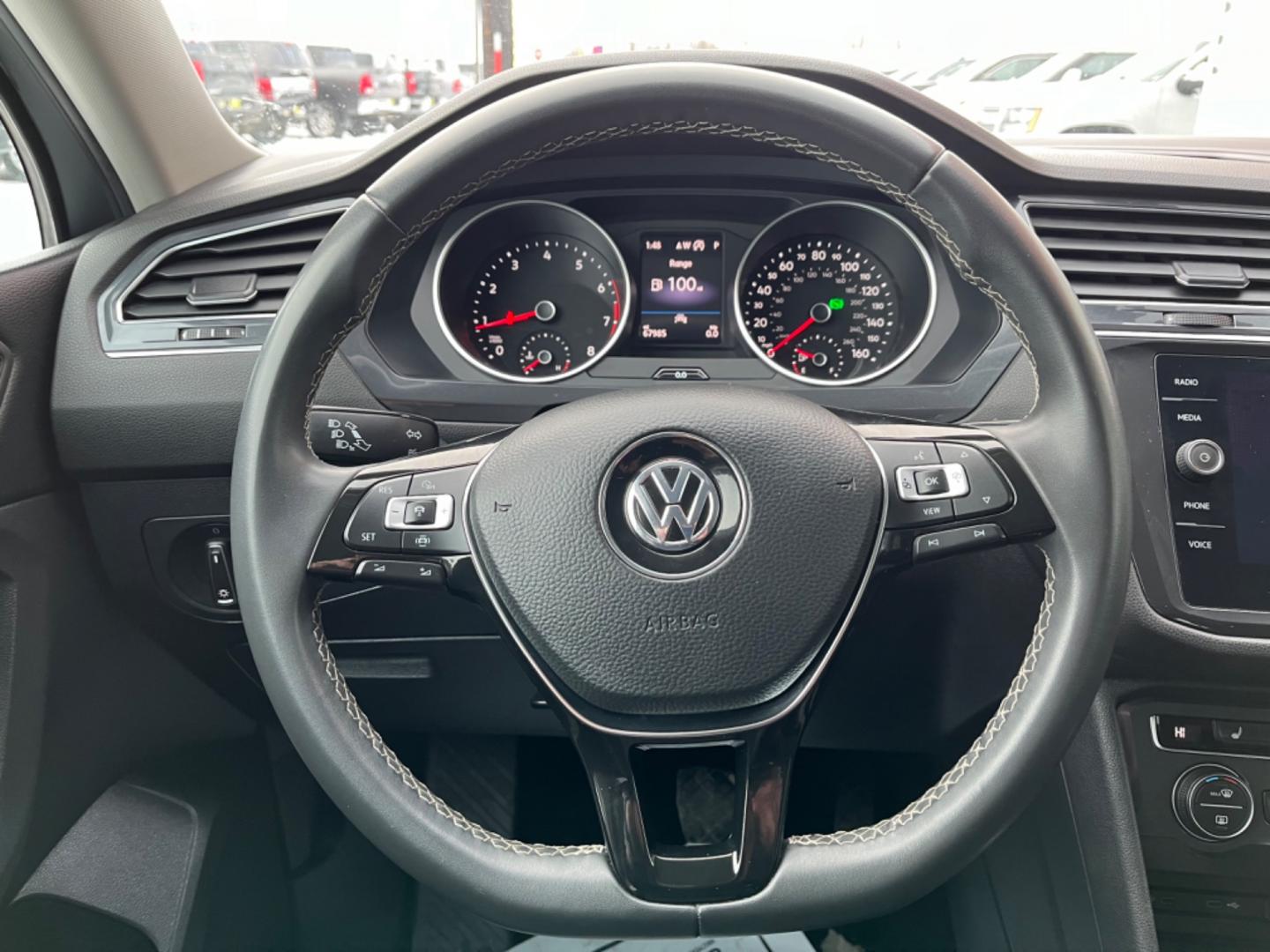 2021 Silver Volkswagen Tiguan SE 4Motion AWD (3VV2B7AXXMM) with an 2.0L L4 DOHC 16V TURBO engine, 8A transmission, located at 1960 Industrial Drive, Wasilla, 99654, (907) 274-2277, 61.573475, -149.400146 - Photo#17